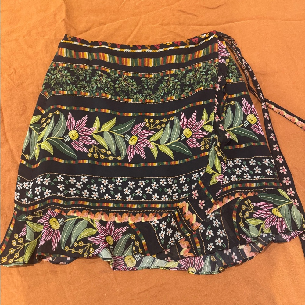 FARM Rio Black Floral Mini Skirt